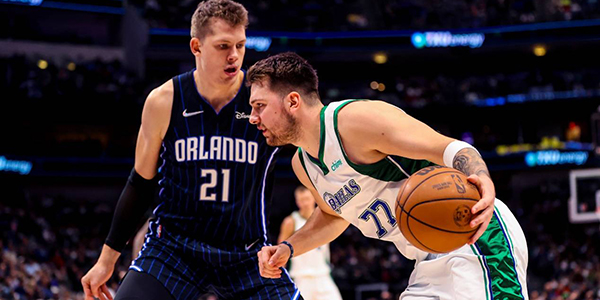 出浓厚的兴 出浓厚的兴