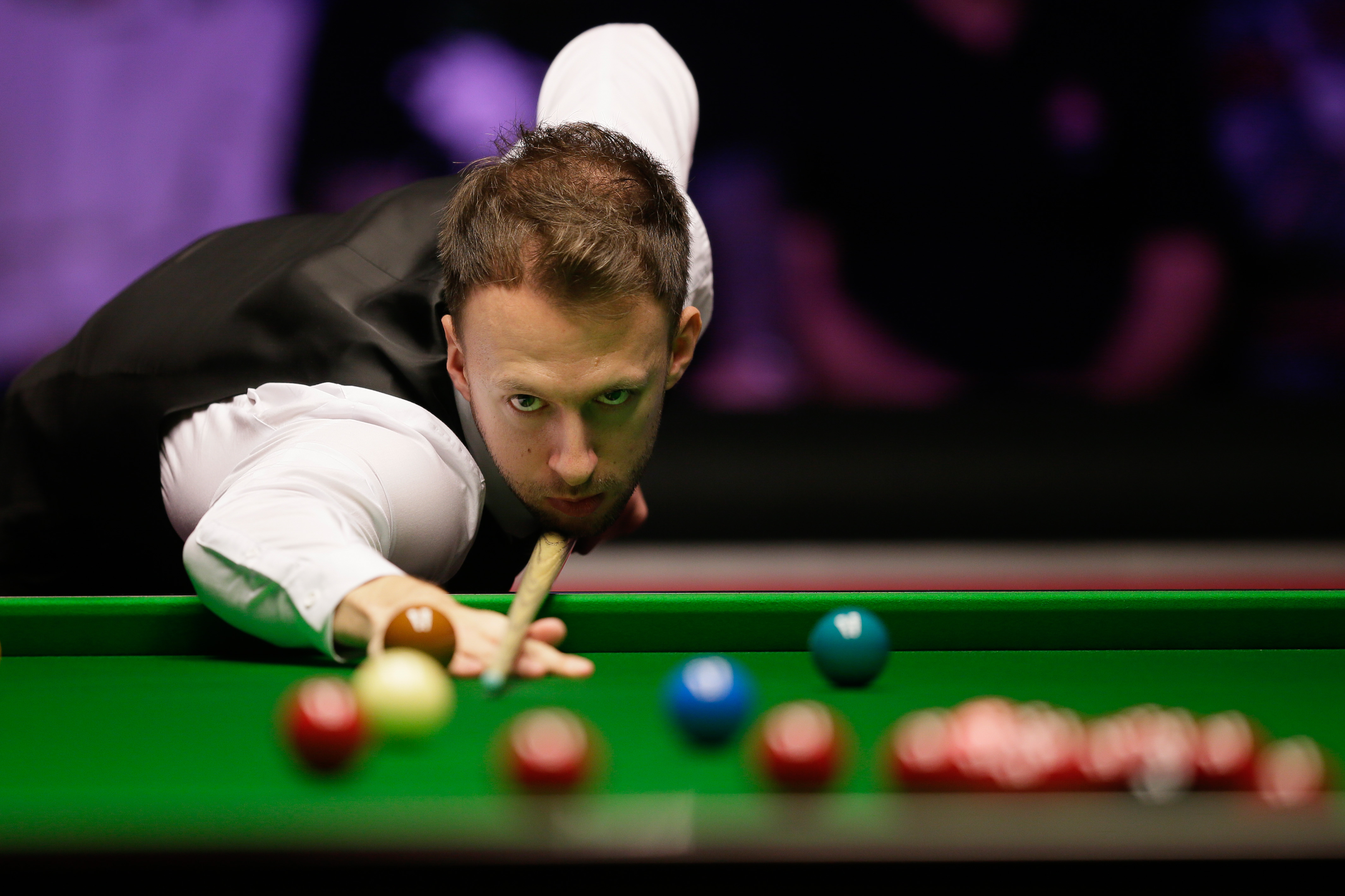 从而迫使鹈 从而迫使鹈