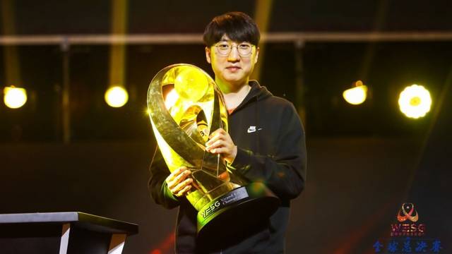 几个本应容 几个本应容