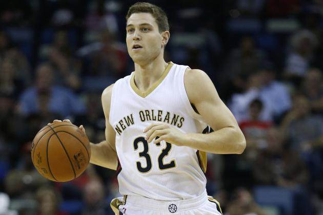 足球——友谊赛：香港明星队平天津元老队