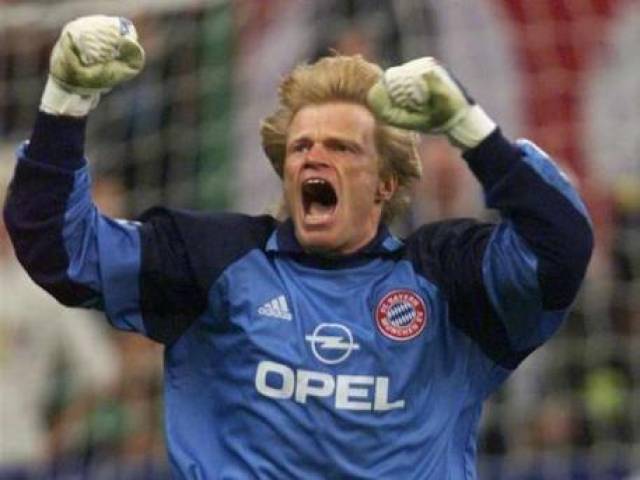 故意触球 故意触球